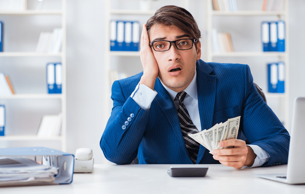 salarii minime angajați străini
