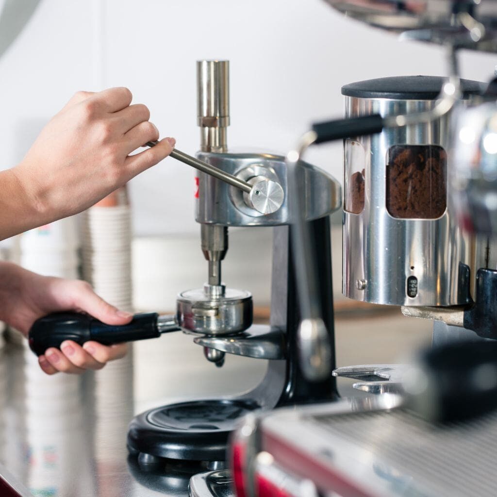 Muncitor strain Horeca