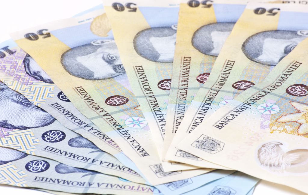 Salarii muncitori străini